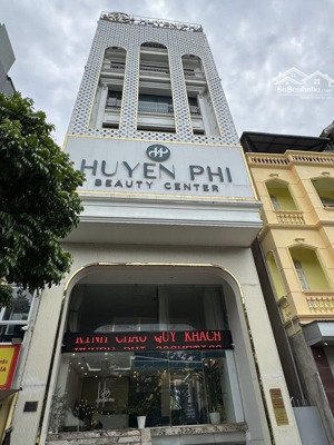 siêu phẩm 38,9tỷ mặt phố minh khai,hai bà trưng-toà văn phòng 6 tầng thang máy-mặt tiền rộng-lô góc