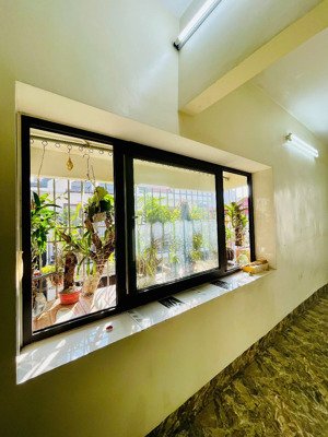 bán gấp căn hộ tập thể tại phú xá, phú thượng 50m2, 2 phòng ngủ, nhà thoáng mát, có sổ đỏ