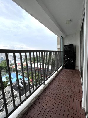 bán căn hộ chung cư the useful apartment lạc long quân, 2,3 tỷ 63m2, 2pn 1wc lh hùng