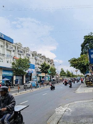 cityland phan văn trị - 82m2 - 5x17m - 6 tầng - hầm + thang máy - tặng nội thất 2 tỷ - sổ hoàn công