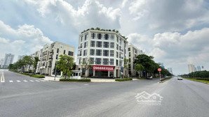 chính chủ cho thuê toà nhà văn phòng mp starlake tây hồ - lô góc 4 mặt thoáng - siêu đẹp.400tr/th