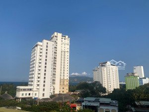 bán nhà biệt thự 7 tầng view biển dt 596m2 có thang máy, để lại hết nội thất, cách biển 350m, 50 tỷ