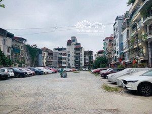 mặt phố, quy hoạch đường rộng 17.5m, vỉa hè 5m. nhà thoáng trước sau vĩnh viễn.