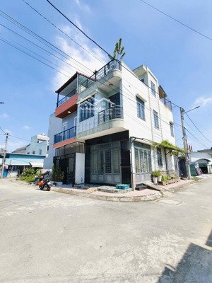 bán nhà thủ đức 1 trệt 2 lầu, hẻm xe tải, 3pn, giá chỉ 4.4 tỷ