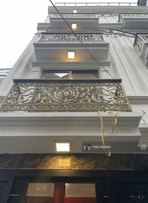 bán nhà thạch bàn ngay đường cổ linh 45m2 4,5 tầng - nhà rộng thoáng - 7,6 tỷ