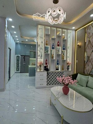 bán nhà đường phạm hữu lầu quận 7 dt 8x14m giá 8.9 tỷ