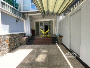 cho thuê nhà phố thảo điền sân vườn 4,5x20m đường ô tô