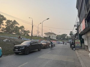 bán nhà mặt phố bát khối, gần cầu vĩnh tuy, phường long biên, 72m2, 15,5 tỷ