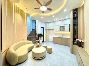 bán gấp nhà linh quang - 5 tầng - lô góc - xây mới đầy đủ nội thất