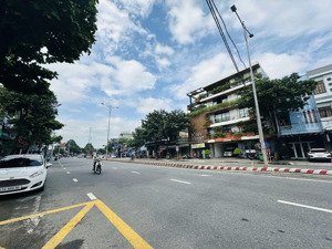 bán đất mt cách mạng tháng 8 - hoà thọ đông - cẩm lệ - diện tích rộng đang cho thuê 1 tỷ/ năm