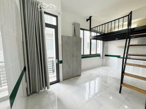 phòng đẹp thoáng mới, gần hàng xanh - học viện cán bộ ngay trung tâm bình thạnh