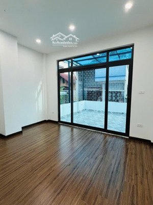 bán nhà phố hoàng văn thái, ngõ nông ô tô đỗ cửa, 48m² x 4 tầng, nhà đẹp, giá 17.5 tỷ