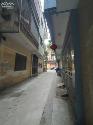 Bán nhà phố Hoàng Văn Thái, ngõ nông ô tô đỗ cửa, 48m² x 4 tầng, nhà đẹp, giá 17.5 tỷ
