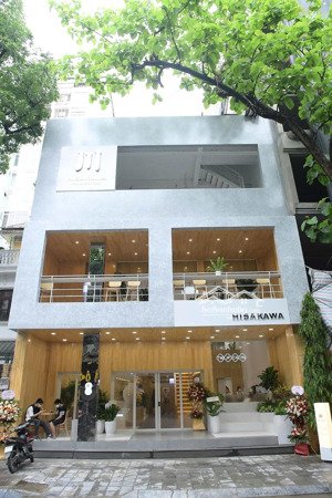 cho thuê nhà mặt phố phan đình phùng dt 70m2 x 6 tầng, mt 7m, giá tốt vị trí đẹp, kd mọi mô hình