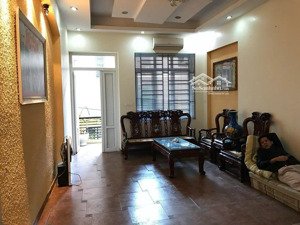 đường trước nhà 5m. nhà 52m2, mặt tiền 4m, 12.45 tỷ đồng, giáp bát, hoàng mai