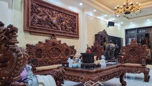 chủ cần bán gấp lk văn phú hà đông. nhà đẹp nội thật đẳng cấp. 90m 4 tầng , nhỉnh 21 tỏi