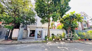 bán biệt thự khu dân cư phú nhuận lê thị riêng quận 12 - 4 tầng 240m2 - 18 tỷ