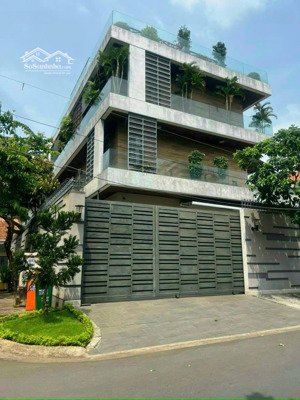 cần bán biệt thự hầm 4 tầng đường cao đức lân an phú quận 2. dt:10x20m gía chỉ 55 tỷ