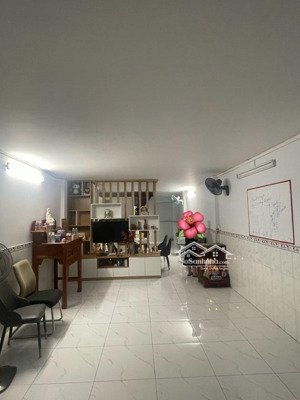 nhà phạm văn bạch - tân bình 68m2 4x17 nở hậu