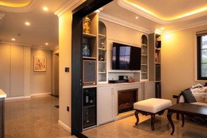 siêu phẩm nhà phố mặt tiền đường 3/2 đà lạt, 6 tầng, 6pn, thang máy, giá tốt