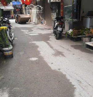 chỉ 3 tỷ có 57m² đất thổ cư, 2 mặt thoáng, ngõ nông ô tô đỗ cổng, gần đại lộ thăng long