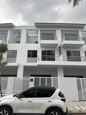 chính chủ cần bán nhà liền kề khu sinh thái xuân phương. tt12.07