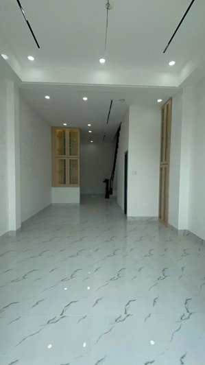 nhà mặt tiền quốc lộ 50. giá mềm