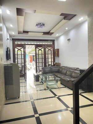 bán nhà hxh 8m đường điện biên phủ, p11 q10 - dt 4.5x12m trệt 3 lầu - giá 12,5 tỷ.