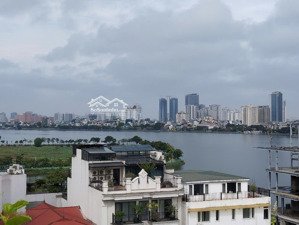 biệt thự mặt hồ lô góc có giá tốt nhất thị trường, diện tích 386m2 x 5 tầng cần bán gấp.