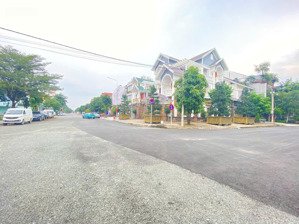 biệt thự lê thị riêng quận 12 - 4 tầng 10m x 22m - gần biệt thự mailisa - 17 tỷ