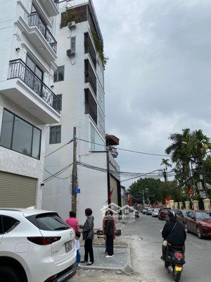 chính chủ đi nước ngoài cần bán nhà mặt phố 7 tầng thang máy, đang cho thuê văn phòng dòng tiền ổn