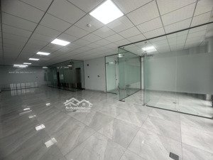 cho thuê văn phòng 120m2 tại him lam kênh tẻ, giá từ 18-24tr/th , chính chủ.