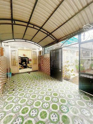 chủ xây kiên cố, cần bán nhà - kề nguyễn thị thập. quận 7 - hxh - 3 tầng - 70mv - chỉ 6,4 tỷ