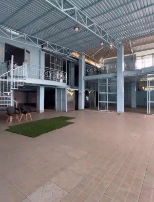 kho diện tích 850m2 cần cho thuê gấp ở đường nguyễn văn linh