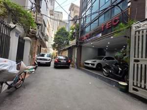 trung kính 105m, 6 tầng, mt 4,7m. oto tránh, kd tốt. 31,9 tỷ