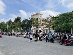 nhà phố ngay công viên & thcs phú mỹ