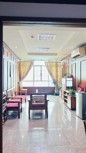 giá đúng: 13 triệu (tl), 110m2, 3pn, 3wc, full nội thất. cho thuê chcc hoàng anh gia lai 2, quận 7