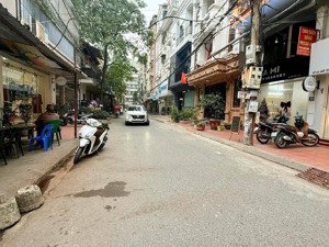 hiếm thái hà 42m2*5t*mt 4m giá 12,5tỷ, ôtô tránh cách nhà 10m, ngõ thông, kdvp, spa, công năng đ.đủ