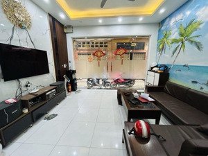 bán nhà yên lạc dt 53 m *5 tầng , mặt tiền 4,5 m giá 15, 5tỷ ,3 mặt thoáng, ô tô đỗ cửa, ngõ thô