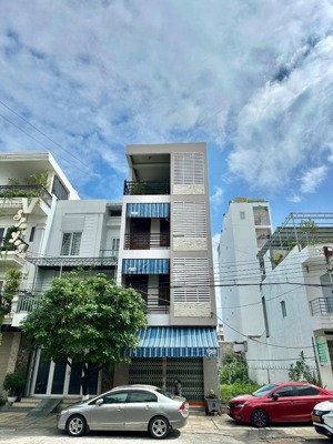 bán nhà 4 tầng mặt tiền đường dã tượng dt 102,75m2 ngang 5m, gần biển, kinh doanh sầm uất, 13,7 tỷ