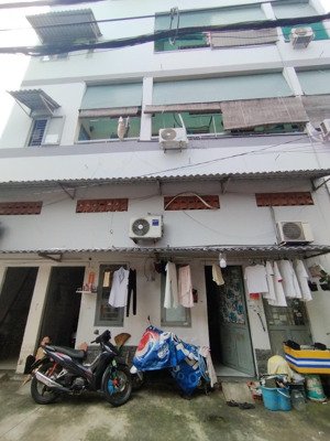 siêu phẩm chdv lô góc 2 mặt tiền 4 tầng 13 phòng dòng tiền trên 30tr/th giá chỉ 9,9 tỷ