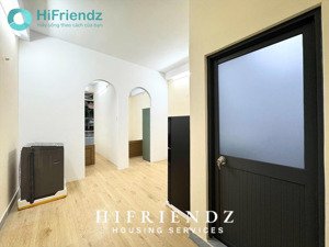 cho thuê căn hộ 2pn bancol máy giặt riêng new 100%, full nội thất, ngay đại học kinh tế ueh q10