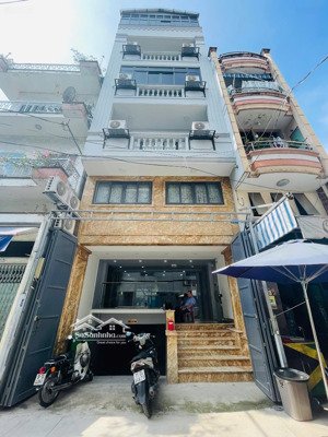 cho thuê nhà đẹp khu trung tâm quân quận 3