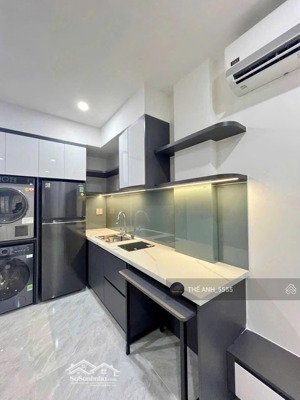 chuyển_nhượng toà căn hộ dịch vụ khu biển mỹ khê mặt tiền đường 10.5m, doanh thu tốt gần 2tỷ/năm