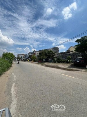 bán đất mặt tiền kha vạn cân và phạm văn đồng đôi diện tttm gigamaill phường hiệp bình chánh