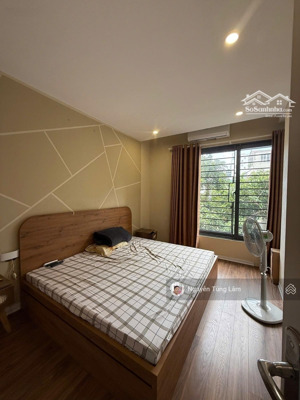 giá rẻ: nhà phố ngọc lâm 45m2 lô góc sẵn nhà 4 tầng 3 ngủ giá 8.x tỷ