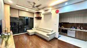 chính chủ cần bán cc pandora 53 triều khúc 82,5m2 - 2pn2vs - ban công đông bắc. lh: 083.555.****