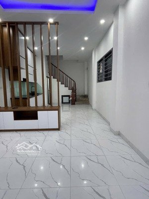 bán nhà mỹ đình , 36m lô góc, full nội thất ở ngay, khu vực đáng sống, 3 bước là tttm, khu vui chơi