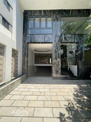 bán căn hộ dịch vụ 7 tầng mặt tiền kinh doanh siêu đẹp,bình trưng đông