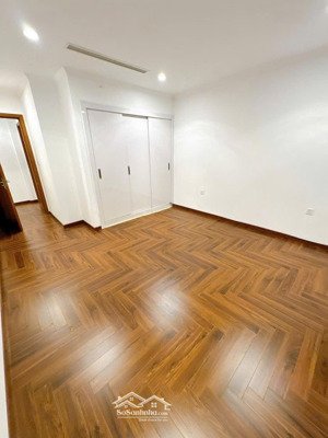 cho thuê 3pn , 2wc park hill, 128m2 - giá 23tr/ tháng. lh: 